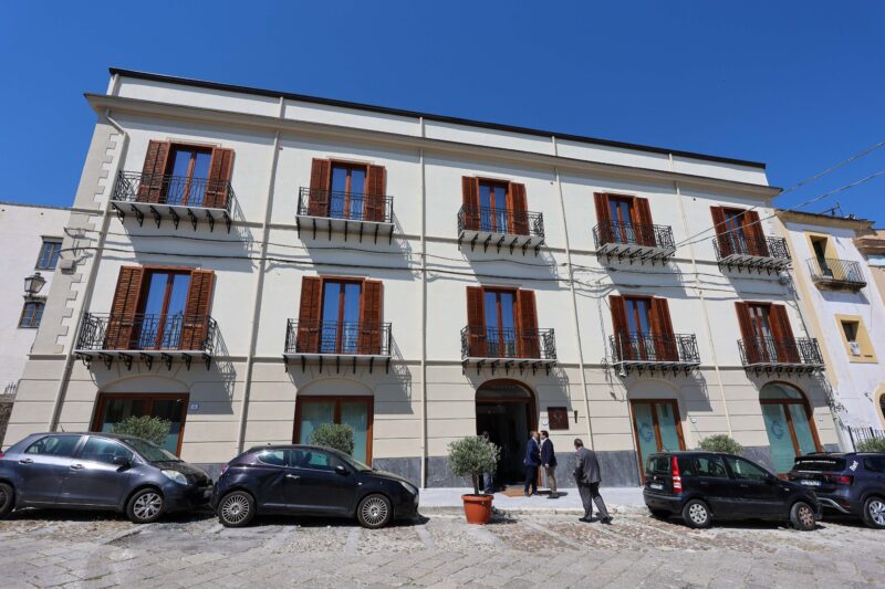 ERSU PALERMO RAFFORZA L’OFFERTA ABITATIVA PER GLI STUDENTI UNIVERSITARI: INAUGURATA UNA NUOVA RESIDENZA IN PIAZZA GRAN CANCELLIERE